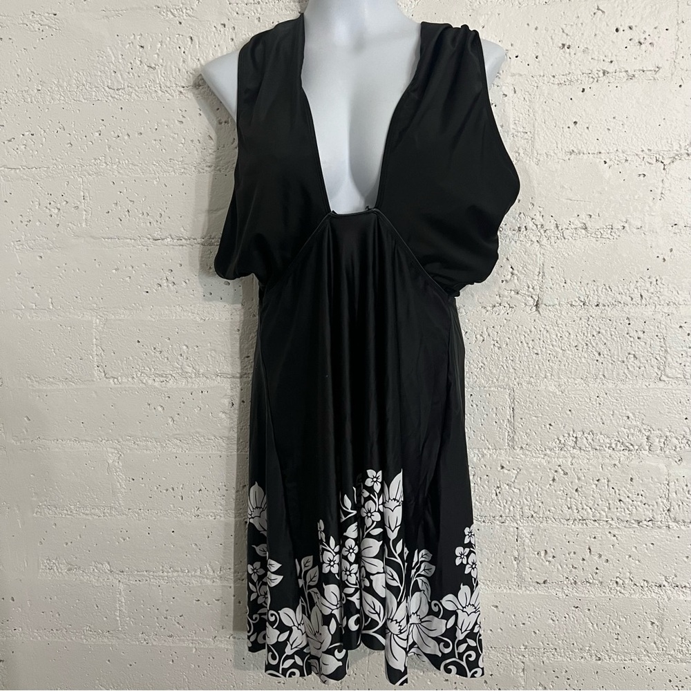 ModLily Womens Swimsuit XL 16 Black Floral Dress Cross Back Full Coverage AC3